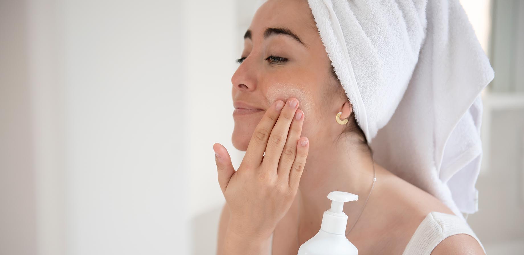 Limpieza de pieles grasas: guía completa para una higiene eficaz