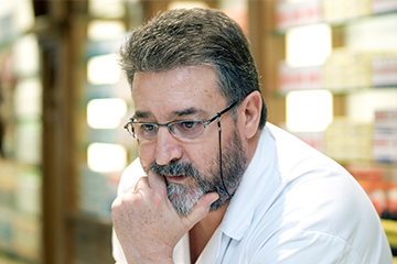 Elio López