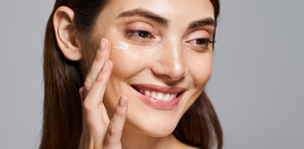 Ácido hialurónico y retinol: ¿se pueden usar juntos?