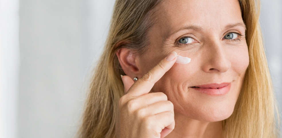 Las mejores cremas de noche para mayores de 50: guía experta de farmacia