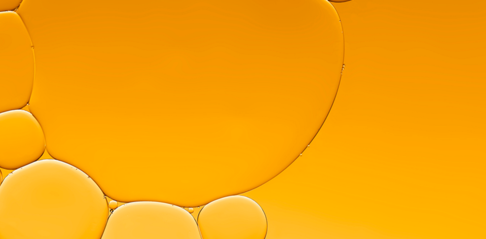 ¿Se puede mezclar niacinamida y vitamina C?